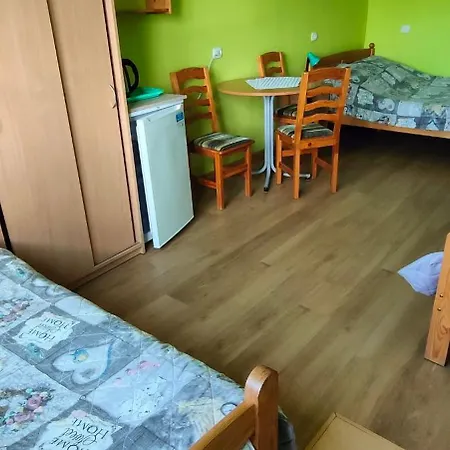 Goscinne Ma-ja *