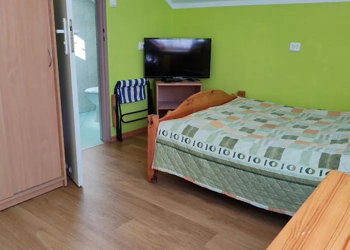 Quarto em Acomodações Particulares Goscinne Ma-ja